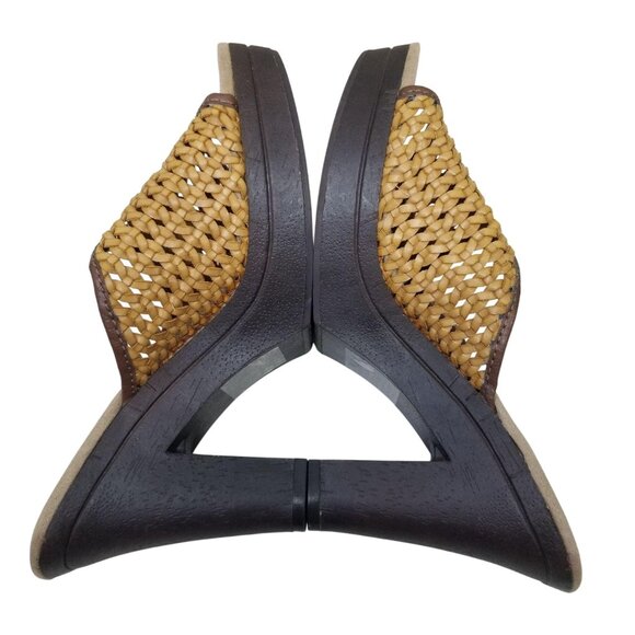 Mudd 9 Sandals Open Toe Mustard Yellow Basket Weave Heels Platforms Y2K - Picture 4 of 10